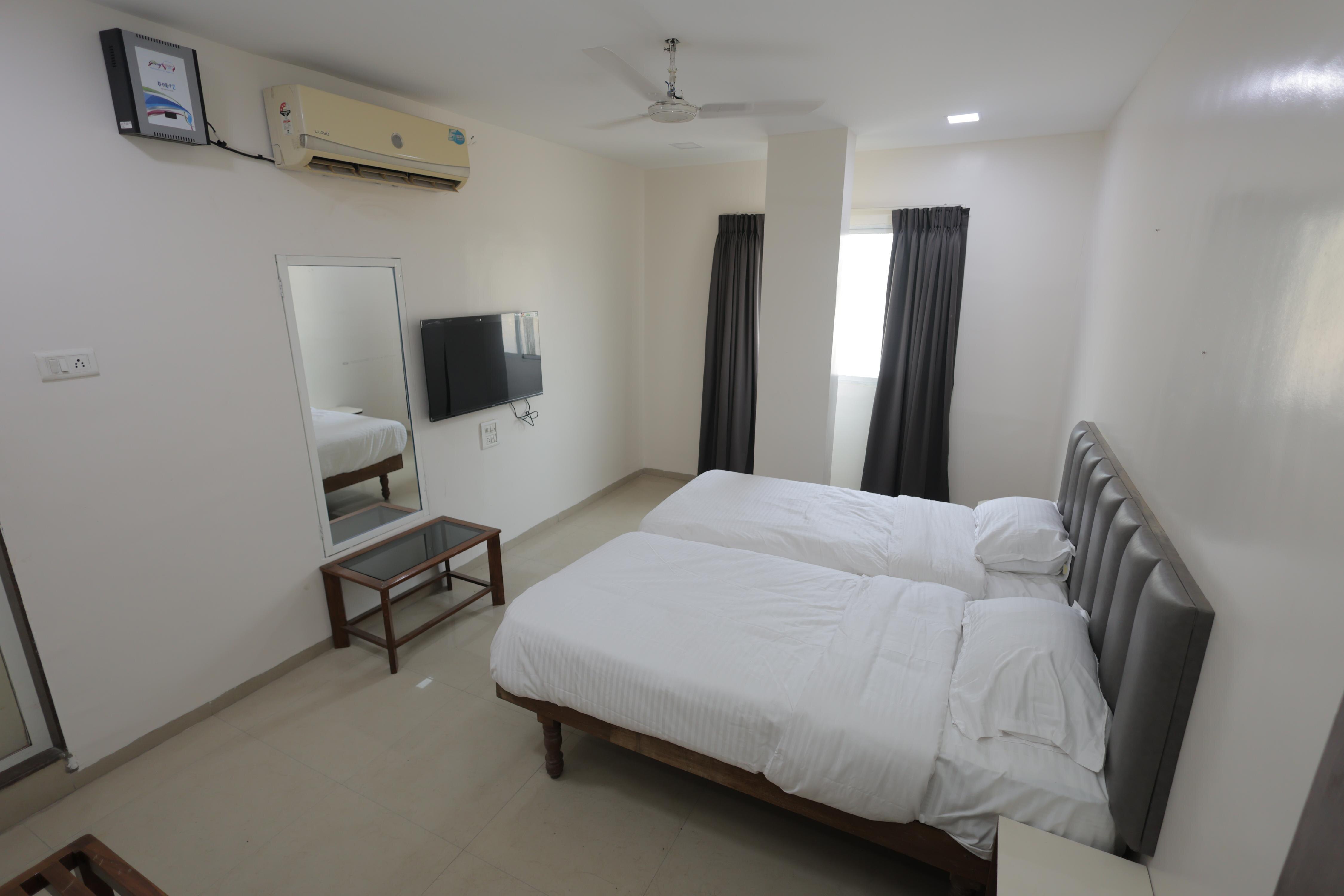 Hotel Keshav Pride, Dhule - Tap to explore photos