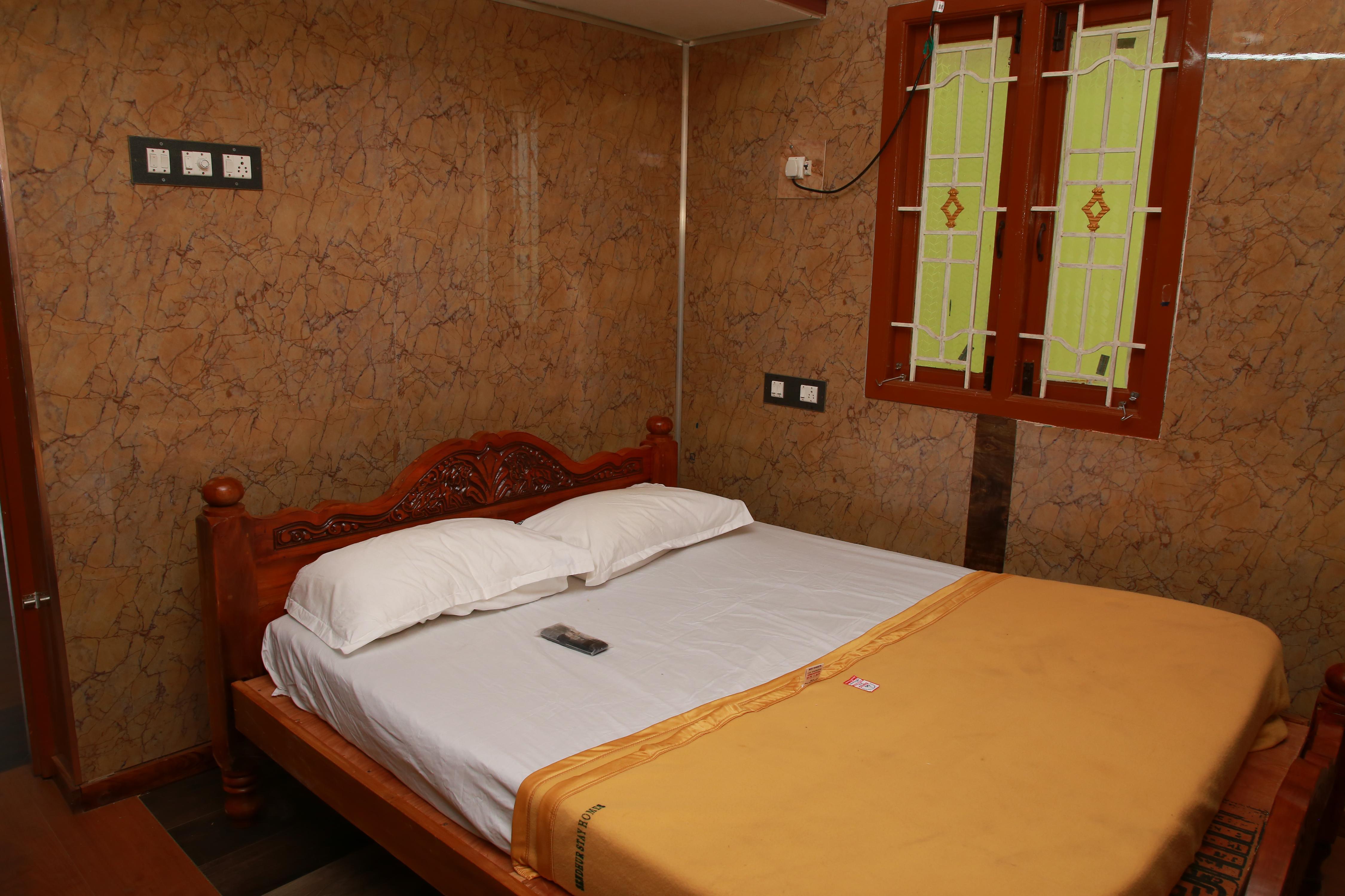 Senthur Stay Homes Tiruchirappalli - Tap to explore photos