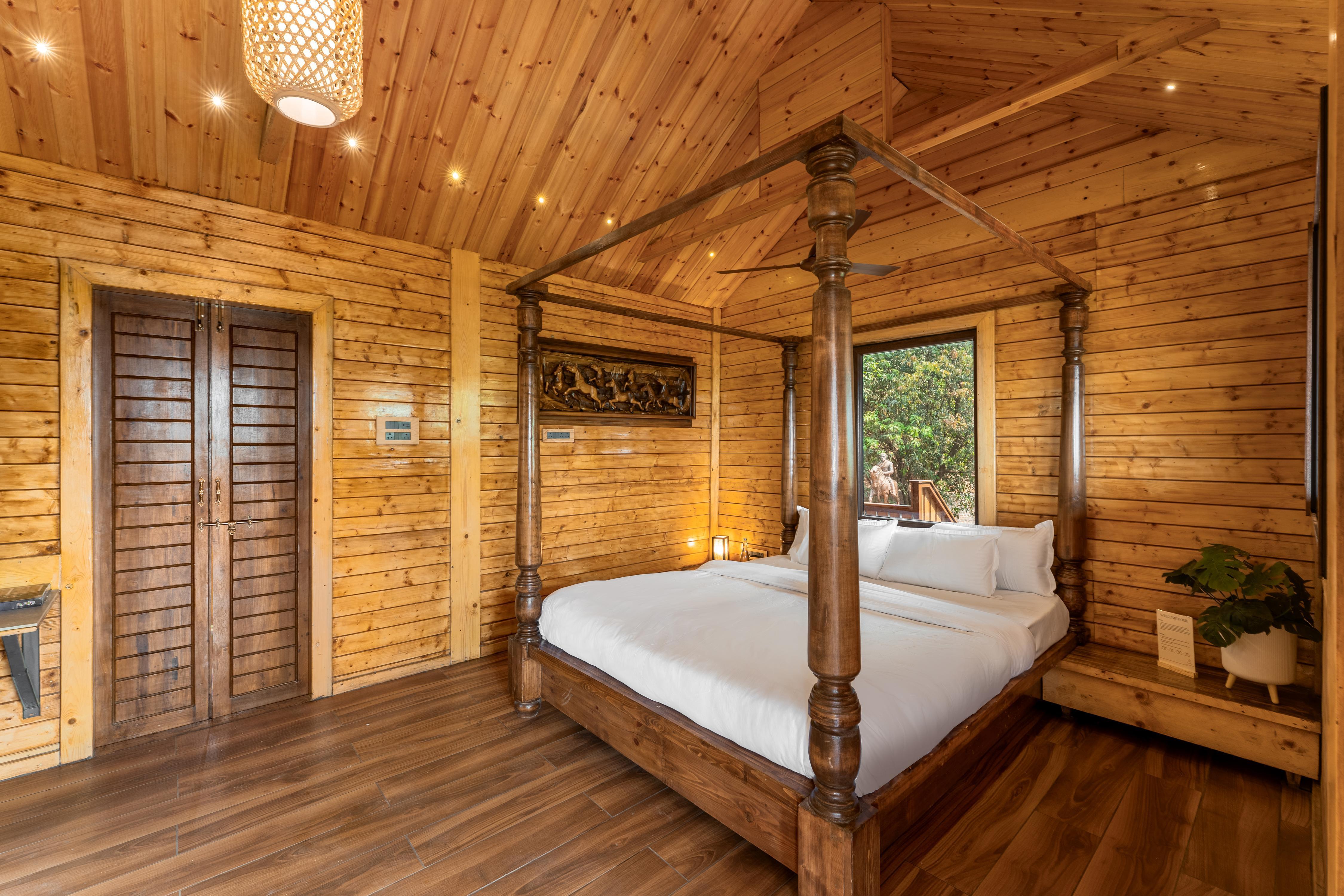 SaffronStays Love Nest - Tap to explore photos