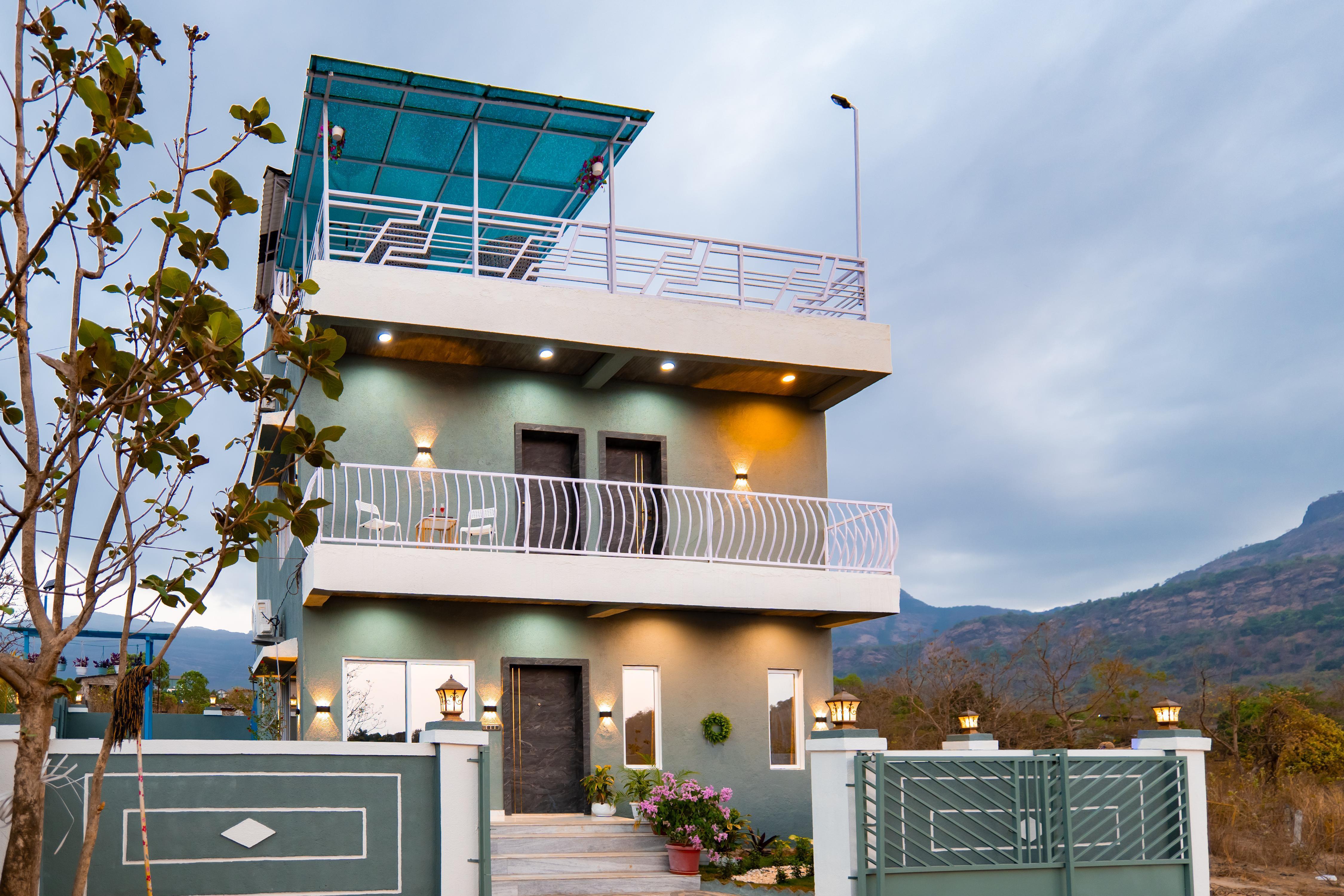 Alaya stays Soulskape 4 BHK Villa With Pool , Sit Out and Terrace