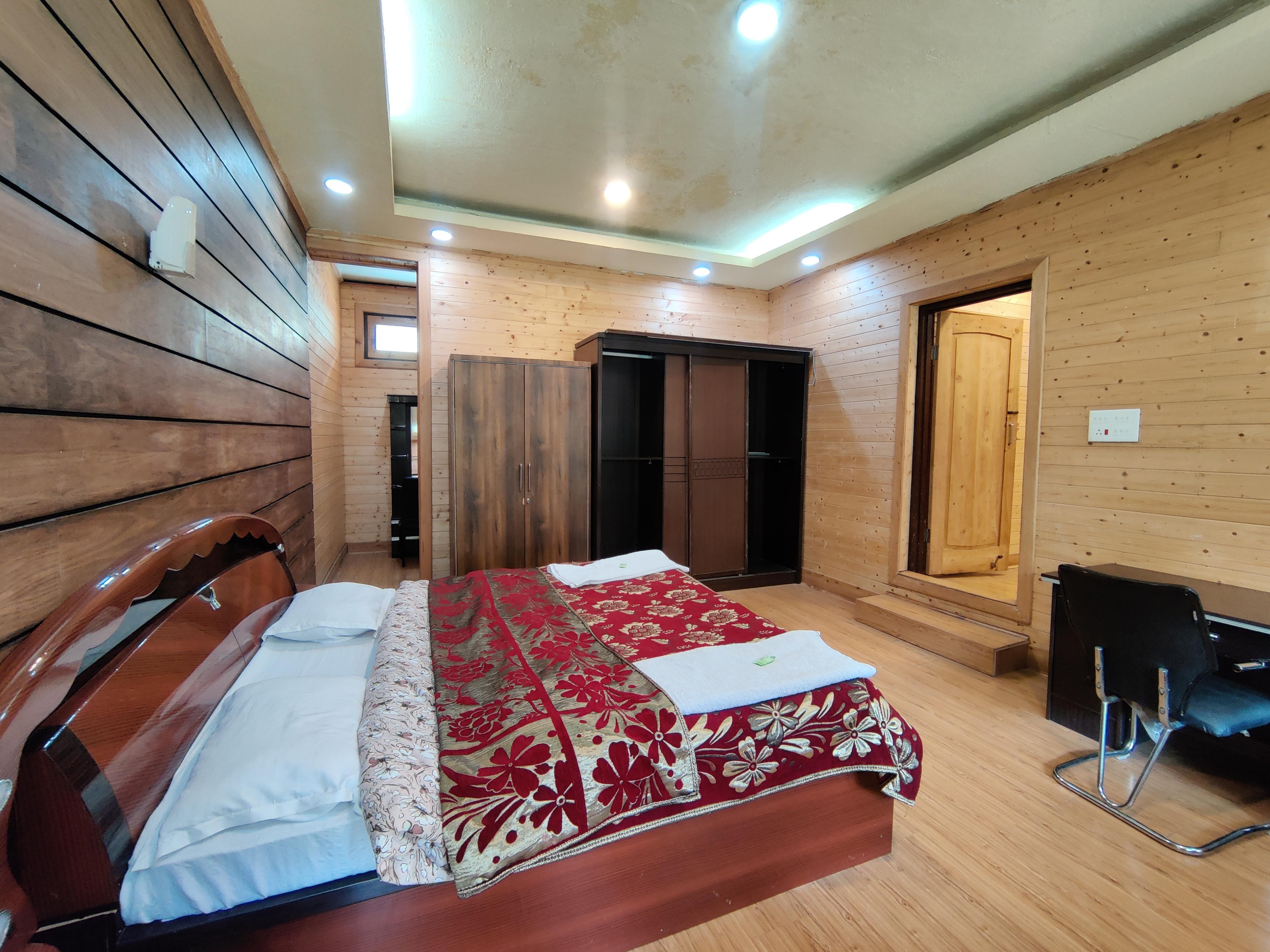 JKTDC Pahalgam Club - Tap to explore photos