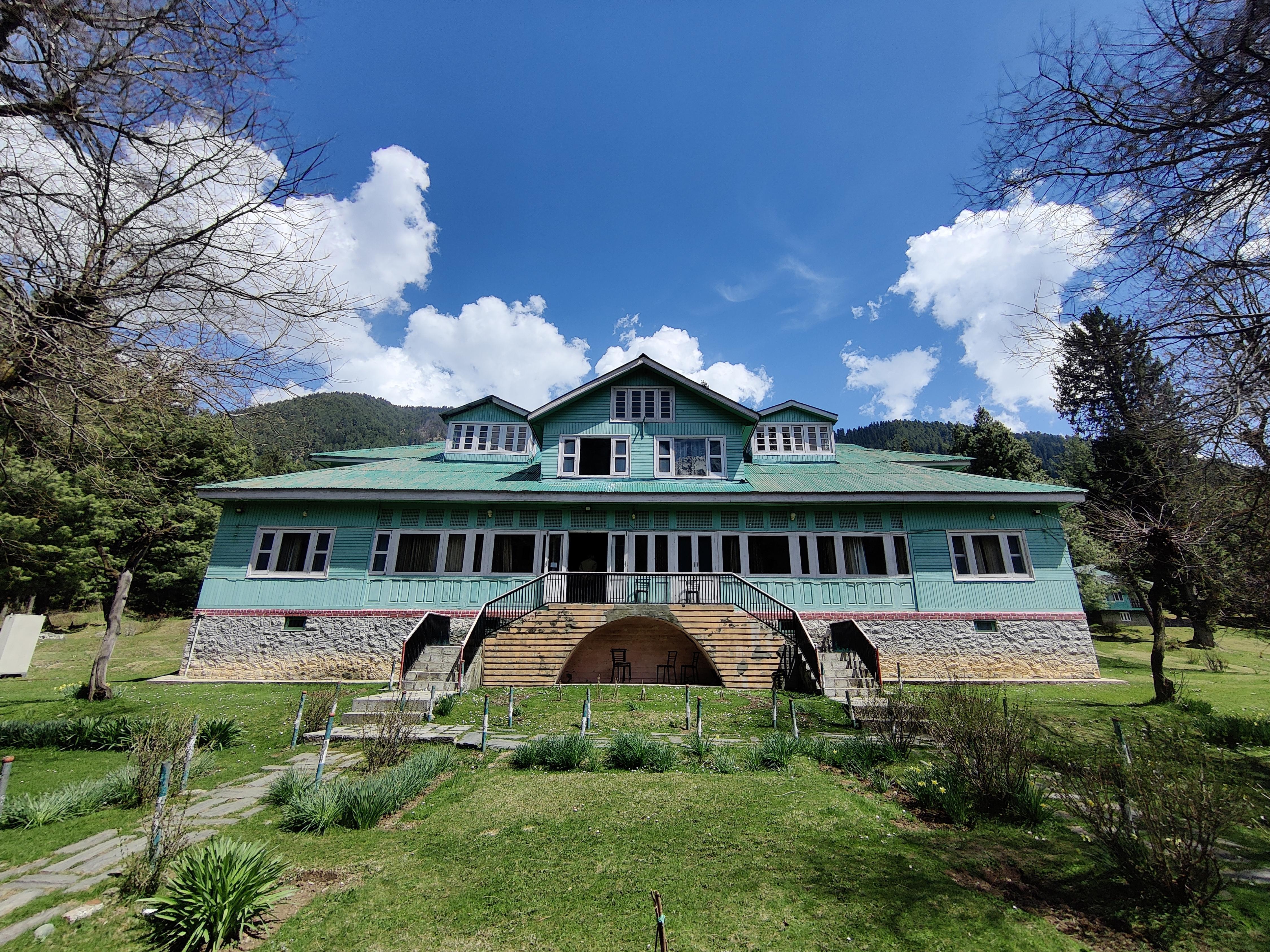JKTDC Hotel Alpine Pahalgam