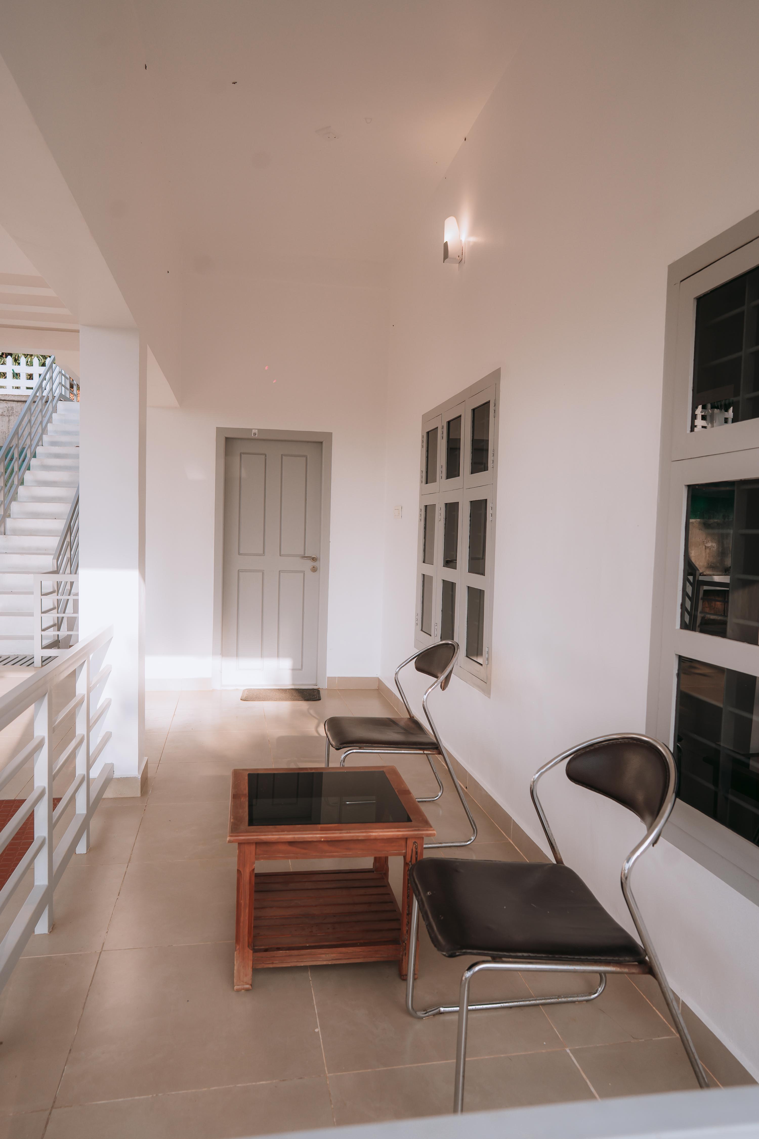 The View - 2 Bedroom Service Villa - Tap to explore photos