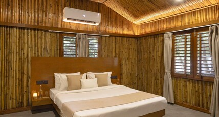 Timber cottages by Alaya Stays Room Type - Premium Room 
