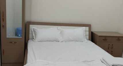 Babuseth Guest House and Lodging Room Type - 105