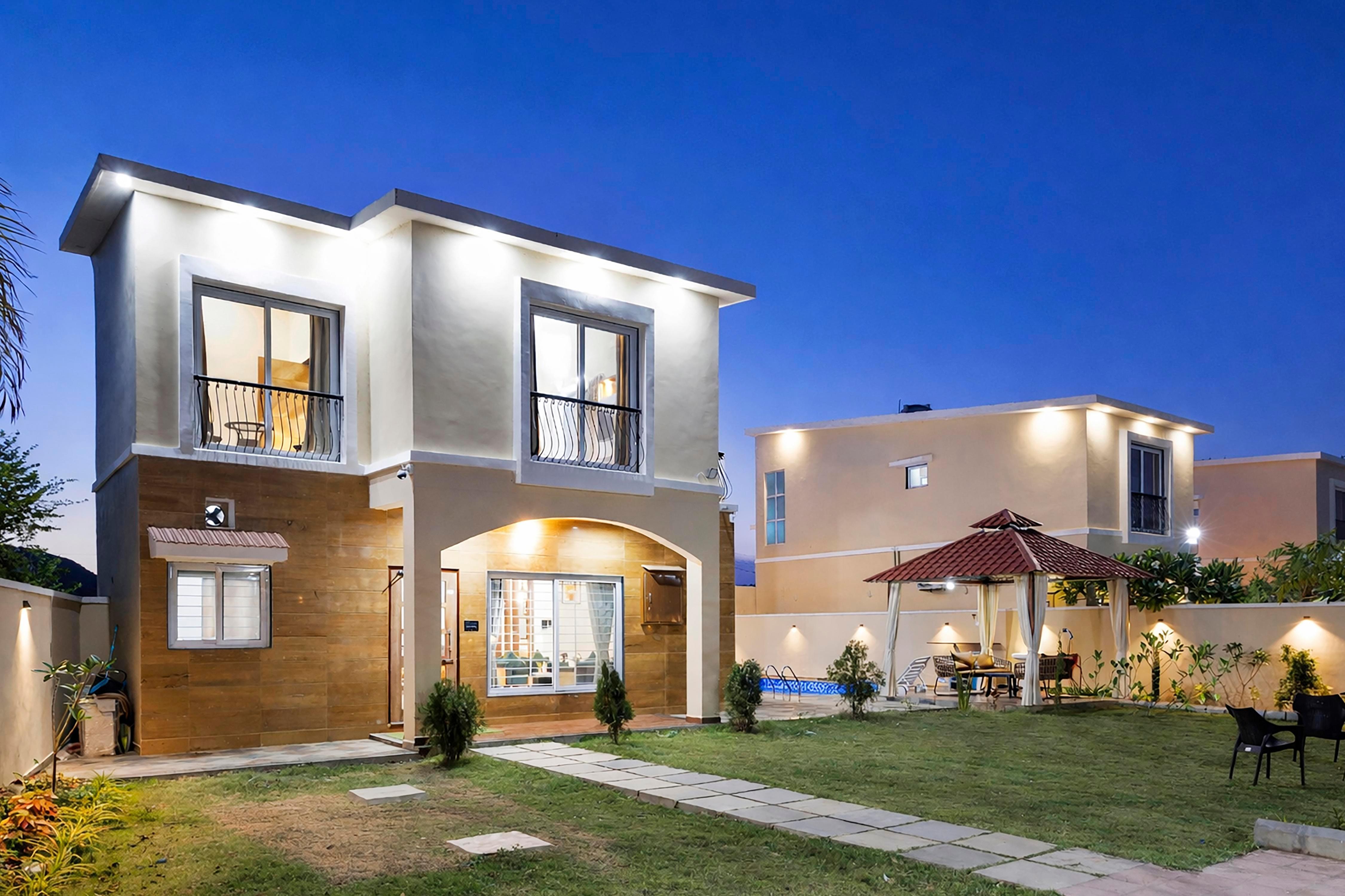 ELIVAAS Casa Meraki 3 BHK Villa with Pvt pool & Gazebo