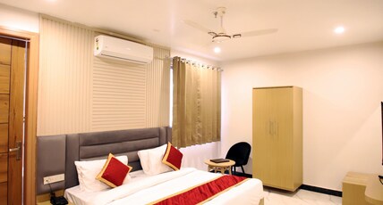 Hotel Ember Room Type - Deluxe Room