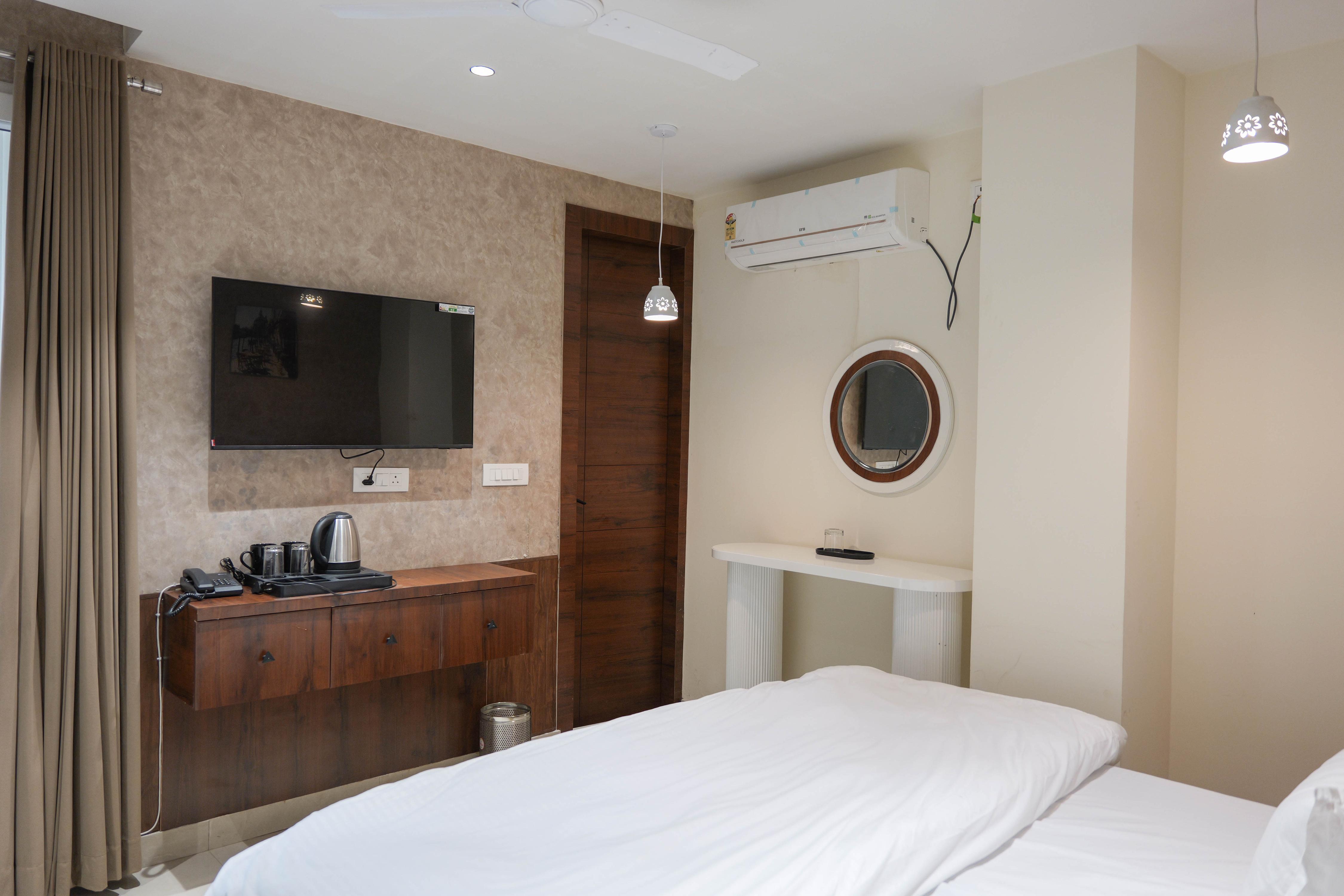 Hill Nest Mountain View apartments