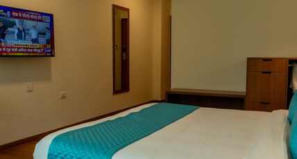 Joven's Central Hotel. Room Type - Deluxe Room with City View