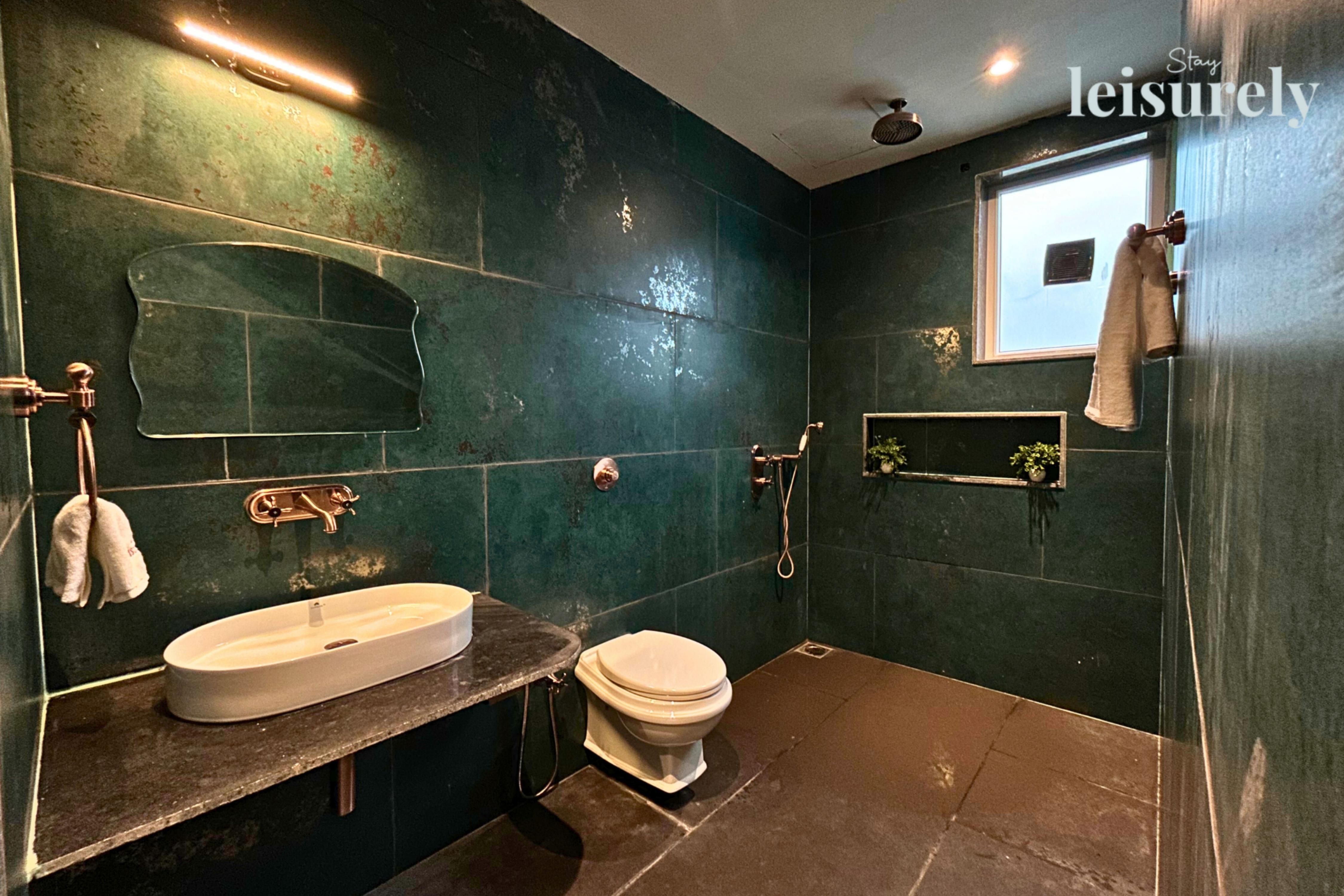 Stay Leisurely Skyhold - Premium Suites and Villa - Tap to explore photos