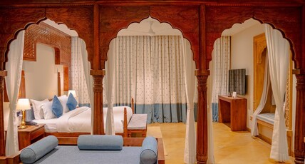 Hotel Aurea Jaisalmer Room Type - Suite Room with Fort View, Balcony and Sitout Area
