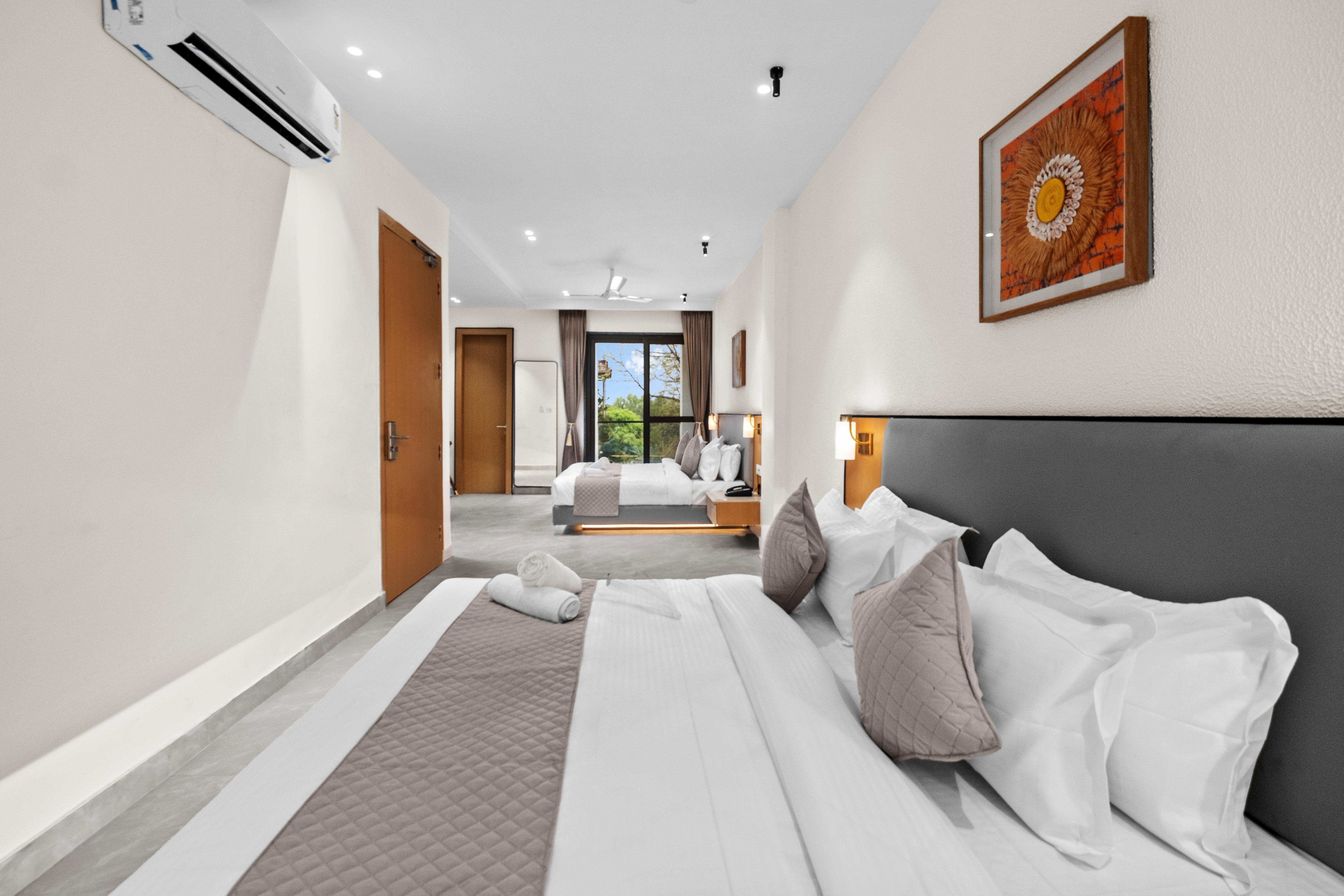 Hotel Himalyan Ganga view Room Type - Family room with mountain view