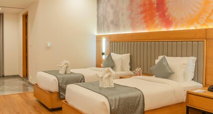 Pride Elite Himmatnagar Room Type - Superior Twin