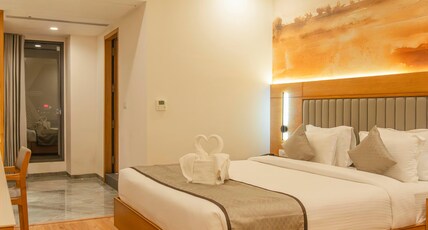 Pride Elite Himmatnagar Room Type - Premium King