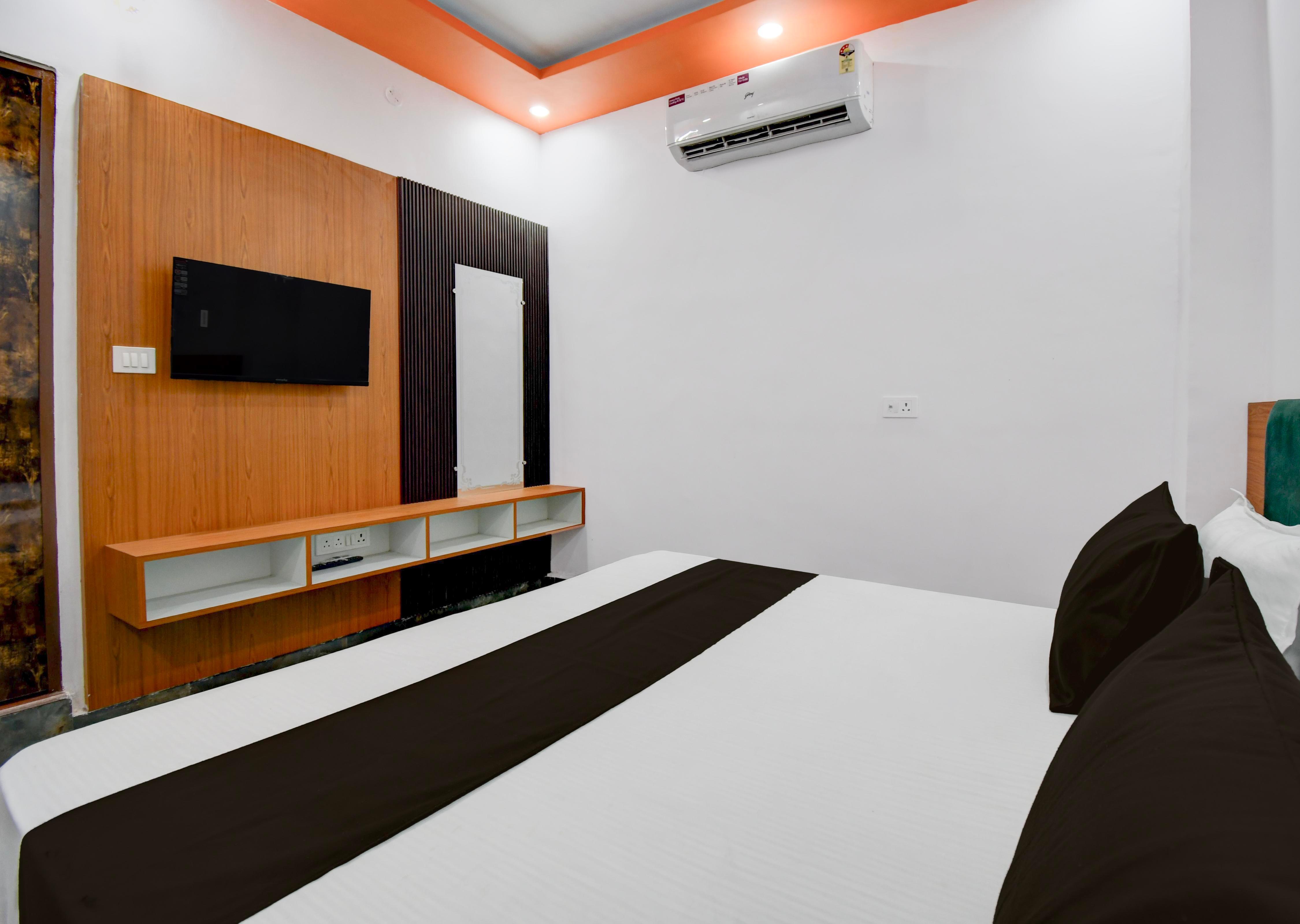 Hotel O SKY HOTEL