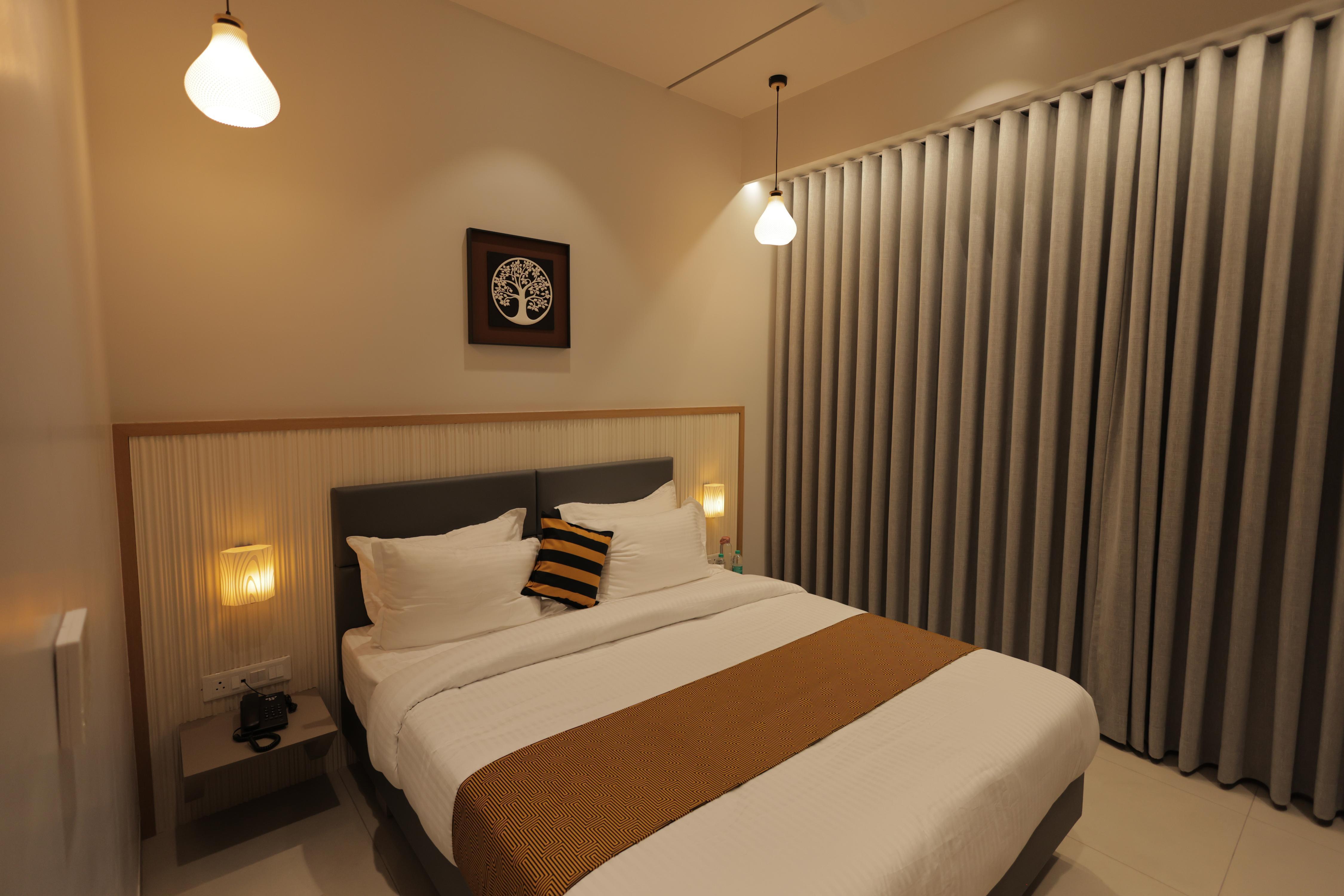 Balaji Hotel Room Type - STANDARD DOUBLE BED ROOM