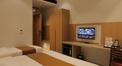 Balaji Hotel Somnath - 1.2km from The Temple Room Type - SERENITY TRIPLE BED ROOM. Balaji Hotel Somnath - 1.2km from The Temple Room Type - SERENITY TRIPLE BED ROOM.