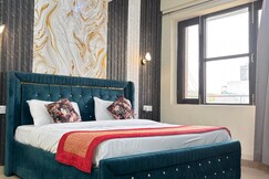Rooms of Hotel Divine India Residency Noida-Medanta Super Speciality Hospital