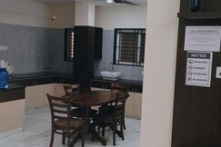 7 Hill s Prestige 02