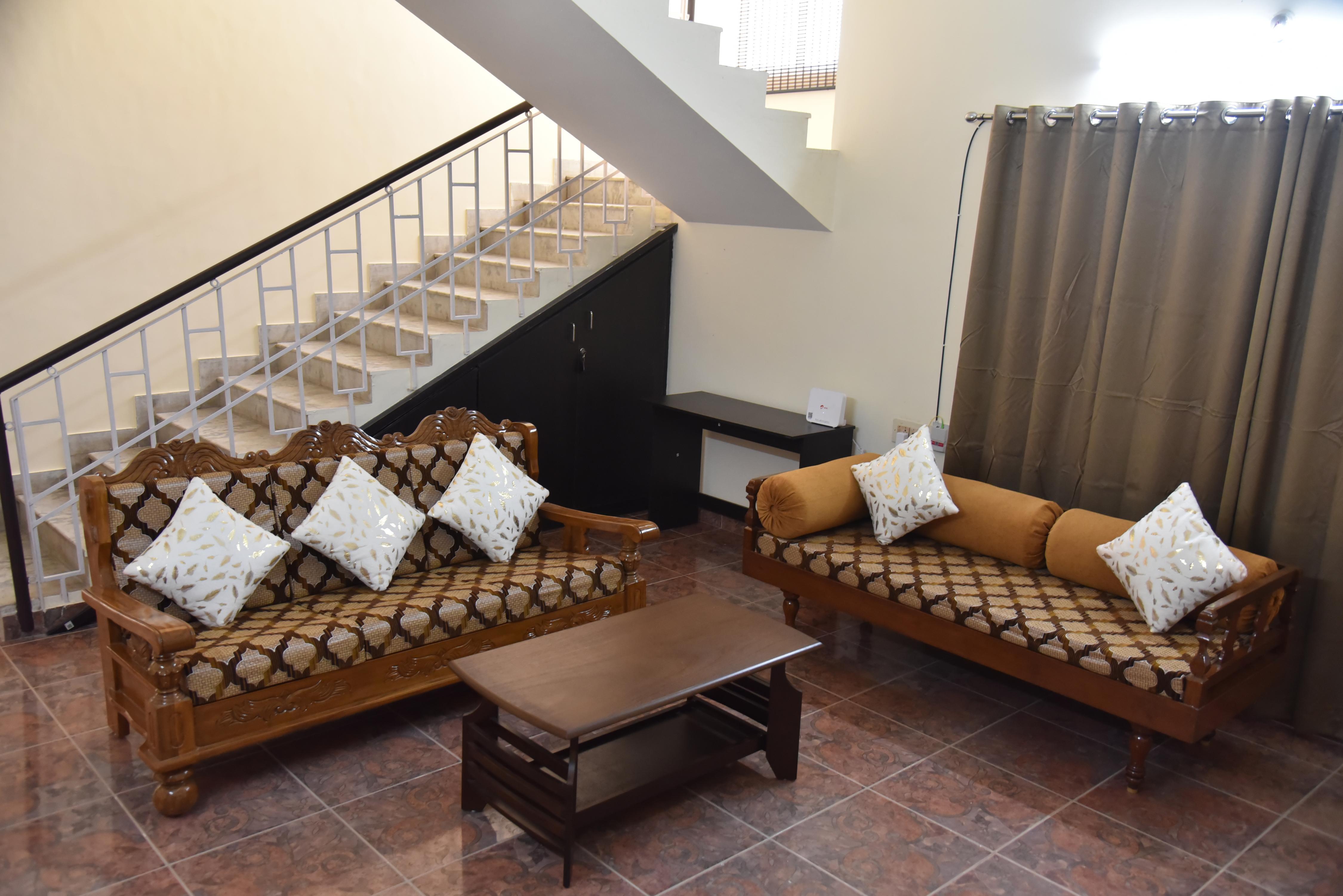 Mayoora Homestay 2 BHK - Tap to explore photos