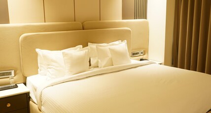 Hotel Luxe Manor Mohali Room Type - Deluxe Room