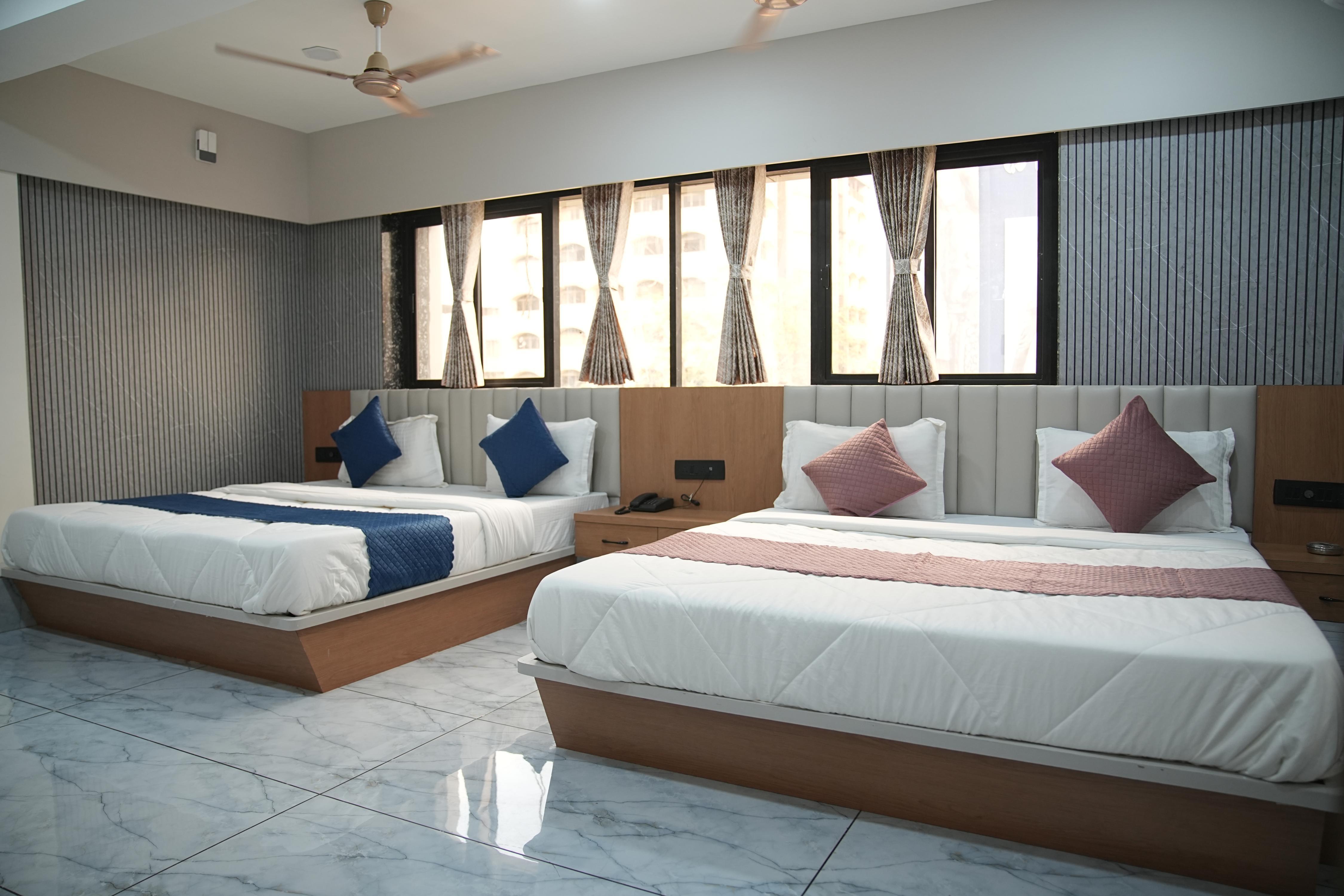 Hotel Harmony Inn