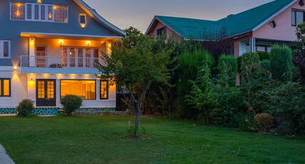 Blume House - 4BHK Holiday Home (Kitchen & Garden) Room Type - Blume House