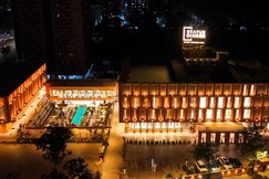 Status Dine Banquet and Restaurant