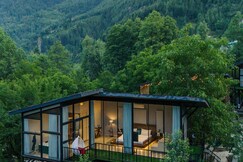 Da Valley | By the river | Solang Valley Road