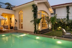 LohonoStays Enia C Villa