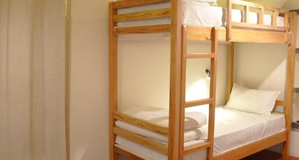 Hostyard Kodai Room Type - 6 Bed Female dorm