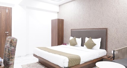 Hotel New Star Room Type - Super Deluxe Room