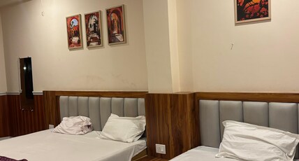 Lovkush Bhavan stay 100mtr - from Ramjanam bhumi Room Type - Deluxe three bed room - For 3 people
