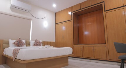 The Itihas Business Hotel Hitech City Room Type - Premium Suite Room