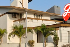 Family House nr  Airport  Aminities   free Wi Fi