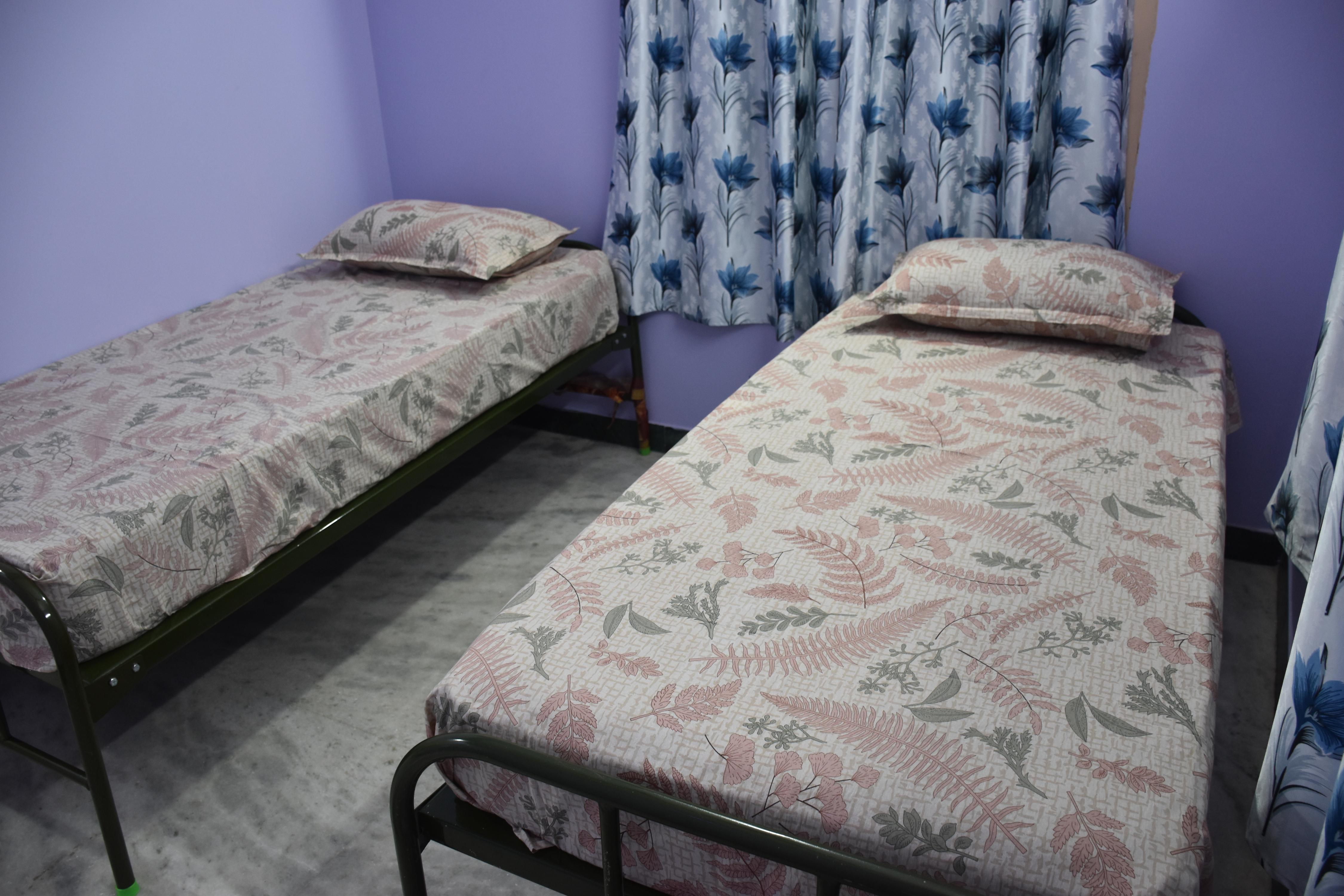 SATHISH Guest House - Tap to explore photos