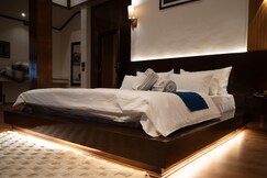 Walnut Village Resort