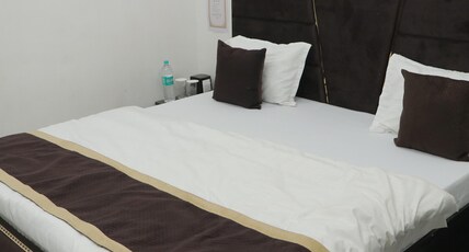 HOTEL SANT KRIPA STAYS Room Type - STANDARD DOUBLE ROOM