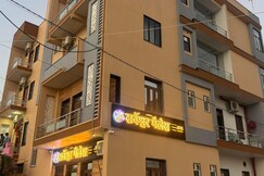 Hotel Sarweshwar Palace.