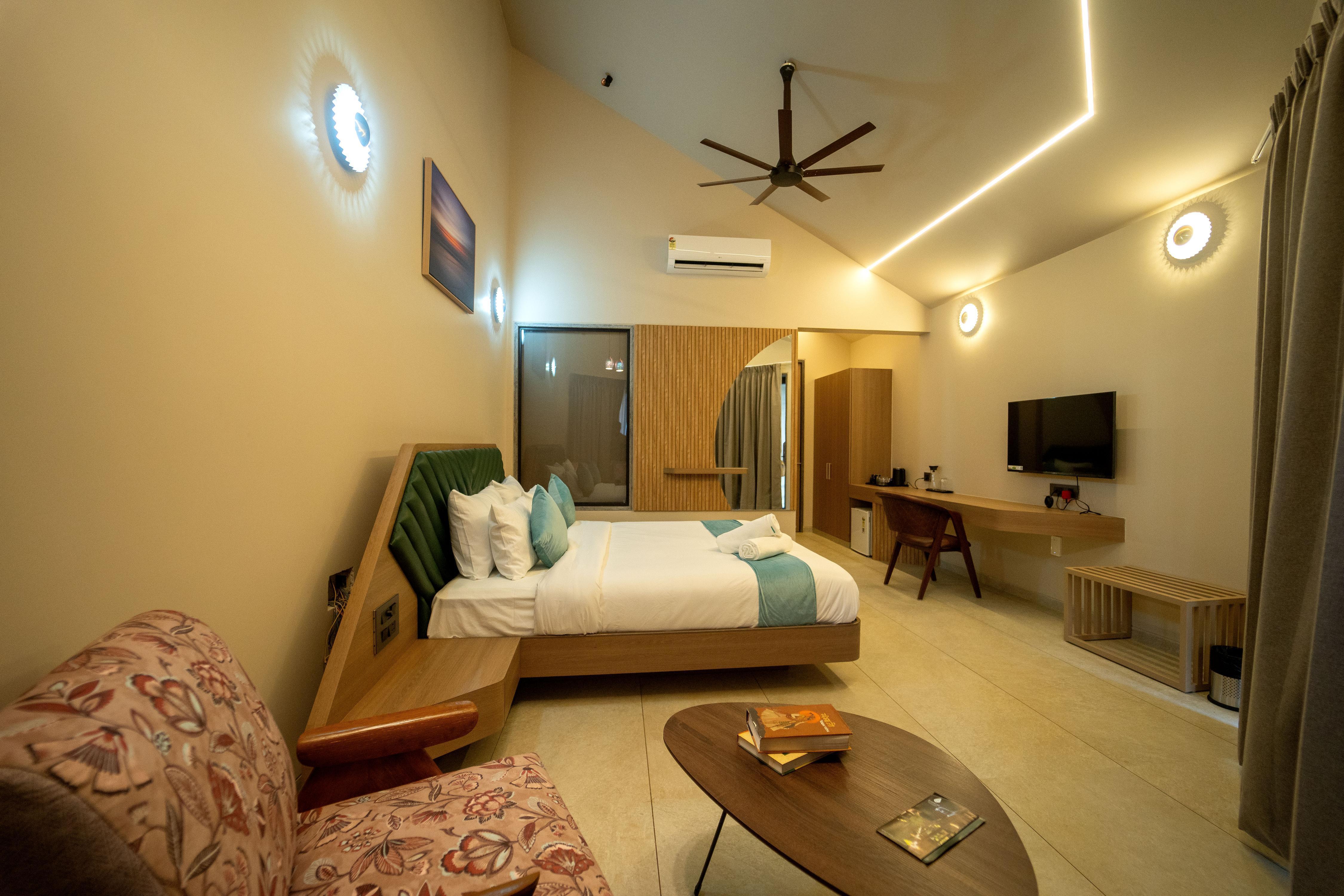 SpicyMango GreenLux Resort Room Type - Forest Room