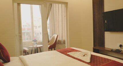 AYODHYA INN Room Type - Deluxe room
