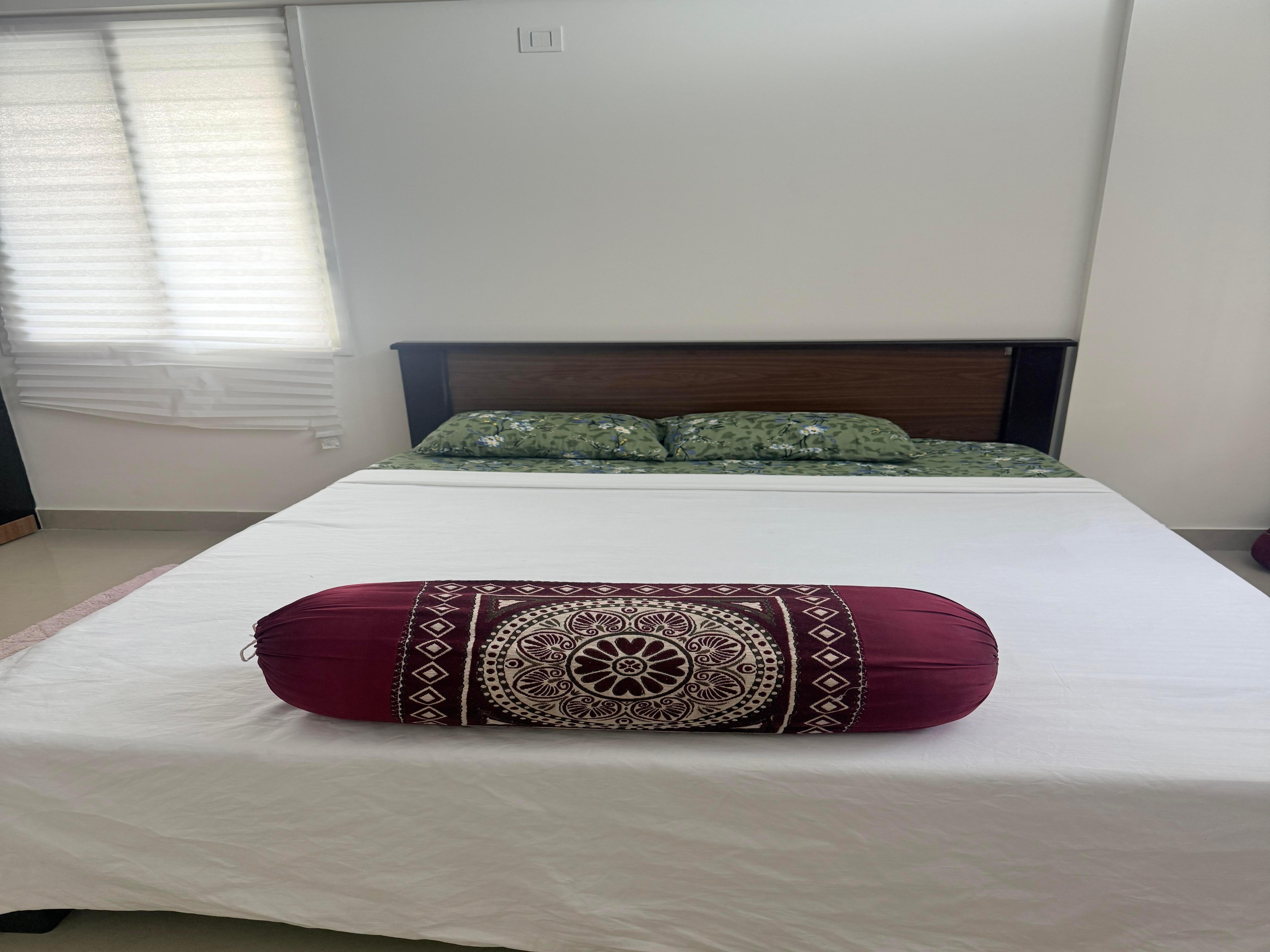Fully Furnished 3 BHK (Non AC) in Sarjapur - Tap to explore photos