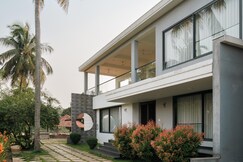 EWA Oddoor Farms Villa
