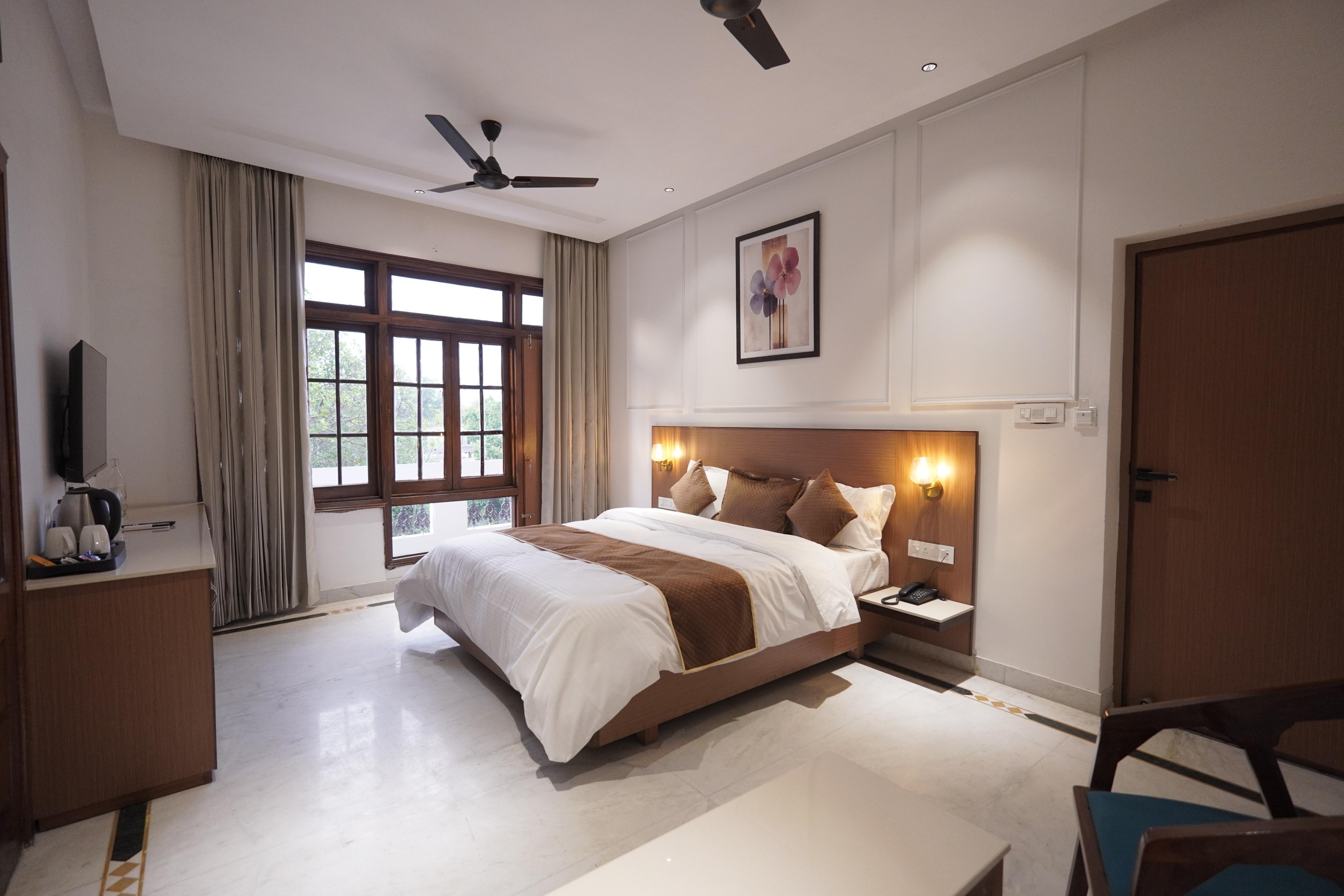 Nivaasa Hotel Room Type - Suite Room with Balcony