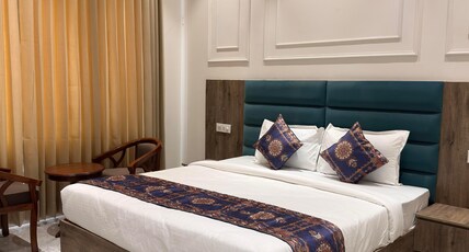 HOTEL LE MIRAGE Room Type - Super Deluxe Room with City View