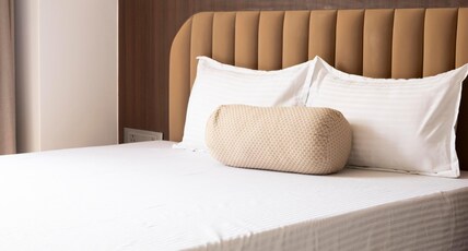 Hotel Sachin Chas Room Type - Deluxe Room AC