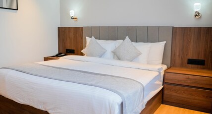 Hotel Pumerai Room Type - Premium Room