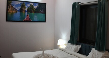Raj Palace Room Type - Super Deluxe Room