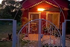 The Unhurried Stay   Let the quiet find you