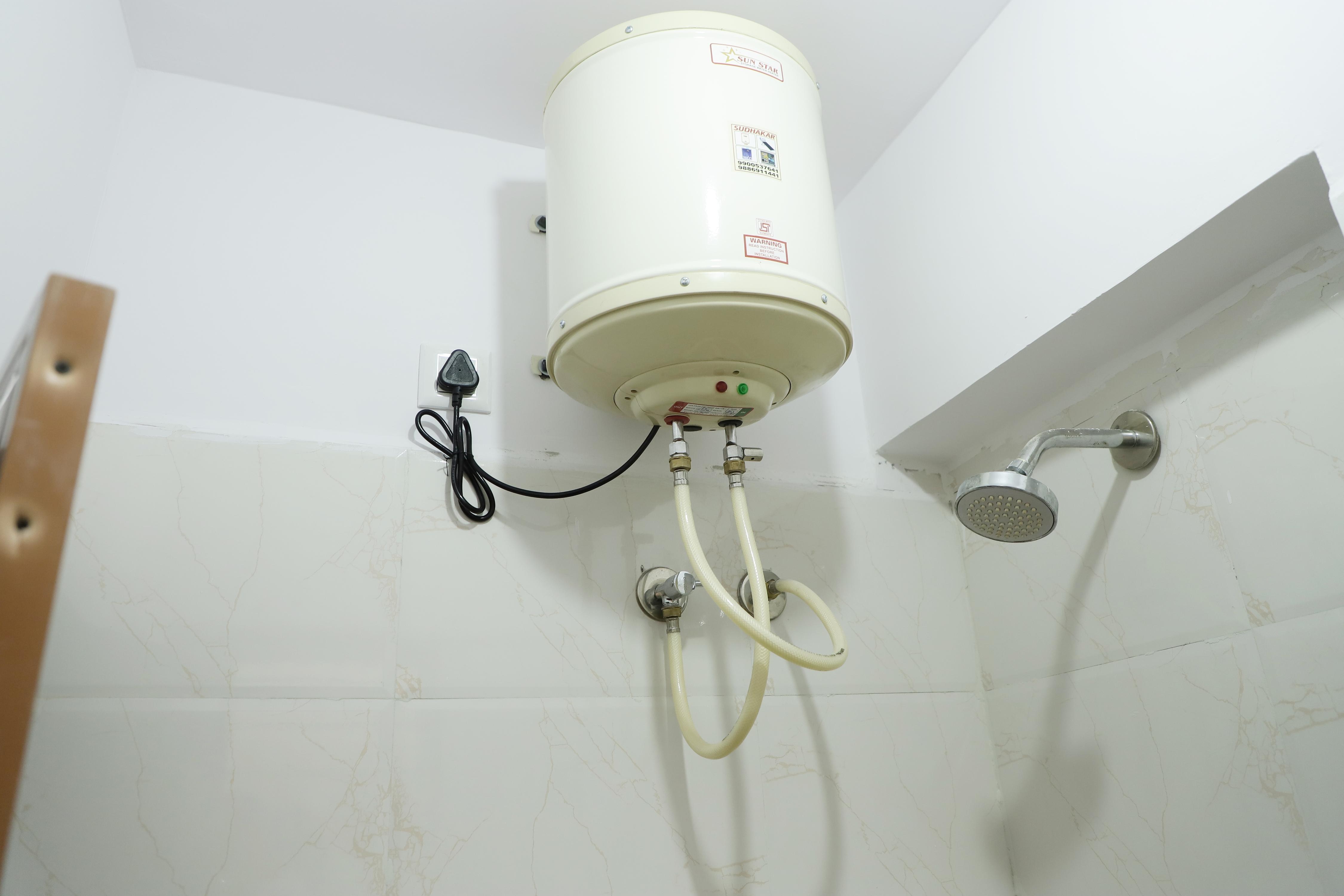 Two Bhk Apartment Near Sarjapura Tech Park At Kasavanahalli - Tap to explore photos
